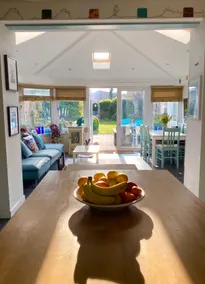 Fabulous Interior designed home in great location - Image 2