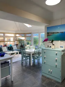 Fabulous Interior designed home in great location - Image 3