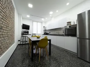 New apartment with patio and free parking garage - Image 4
