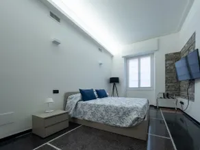 New apartment with patio and free parking garage - Image 5