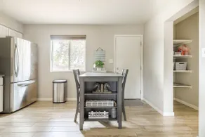 Cheerful 2 bedroom farm house w/country atmosphere - Image 5