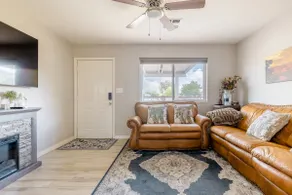 Cheerful 2 bedroom farm house w/country atmosphere - Image 2
