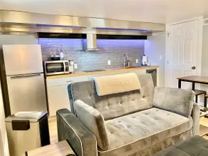 Snuggle into Sweet Seclusion - No Cleaning Fee! - Image 4