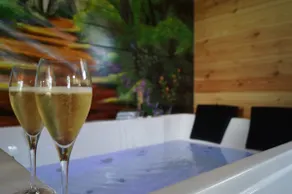 Chalet au Natur'Heil Nature-Spa-Gourmandise - Image 5