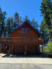 Lakefront Basecamp Every Season Every Adventure - Image 3