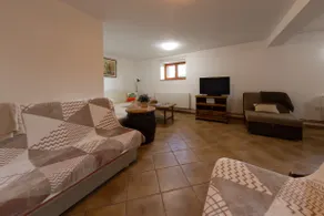 House Mate - Image 5