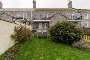 Beautiful Sea fronted Cottage. Pet Friendly! - Image 4