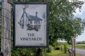 The Vineyards is a 300 year old house - Image 2
