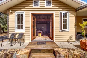 Kibanda - Beautiful private cabin close to town - Image 4