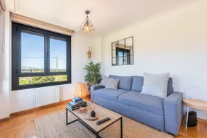Amazing views, 2 bathrooms, elevator, 7 min downtown - Image 3