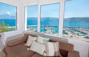 Marina House - Image 2