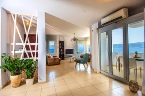 Marina House - Image 5