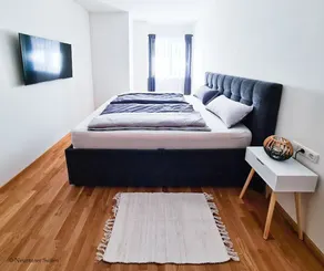 Lake View Suite - Image 2