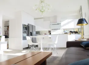 Luxurious Apartment (80 m2) with Terrace and Spa - Image 3