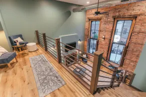 Historic Loft/Charlotte Suite/Starved Rock/Utica - Image 5