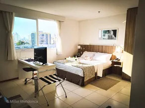 Romantic Getaway Suite - Image 4