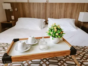 Romantic Getaway Suite - Image 2