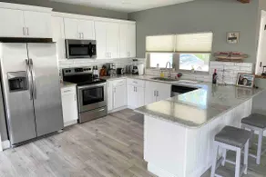 Beach house with heated pool one block to ocean! - Image 4