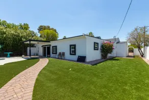 Garfield Casita: Shared Pool & Volleyball Court - Image 3