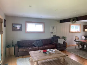 Relaxing 3 bedroom house close to train and NYC - Image 2
