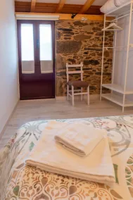 Country house at the gateway to Ribeira Sacra. - Image 4