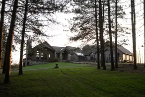 Wolf Glen Lodge, 200 Acre Retreat - Image 3