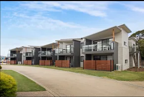 Captains Cove Luxury Apartments K&2S - Image 2