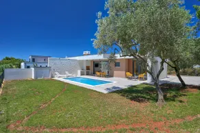 Villa Solis- Modern Villa for a romantic retreat - Image 2