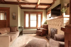 Craftsman Foursquare - Historic 4 Bedroom Home - Image 2