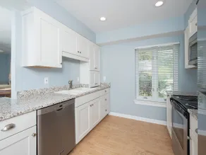 Bayview Condo Unit 1 - Image 2