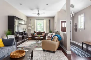 3BR Townhome | Sleeps 10 | 1 mile to downtown Indy - Image 2