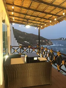EXCLUSIVE APARTMENT WITH BEAUTIFUL OCEAN VIEW! - Image 2