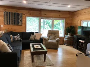 Whispering Oaks - Cozy 2 bedroom cottage - Image 4