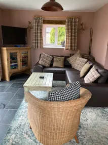 Mwsogl - Luxurious Family Fishing Lodge Near Aberaeron With Private Fishing - Image 4