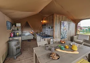 Ecolodge tent in Kenya - Image 2