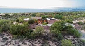 Exclusive La Cholla Luxury House - Image 3