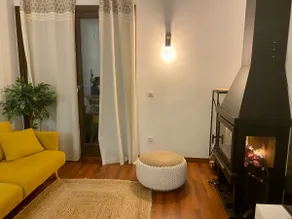 Cozy ground floor with garden and fireplace - Image 3