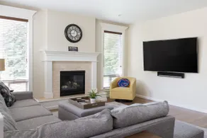 Cozy home in Harris Ranch w/BBQ + Firepit - Image 5