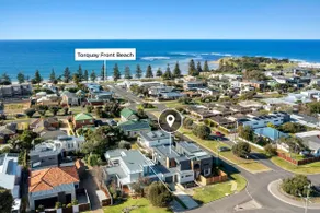 Beachside Luxury Living with Parking near Town. - Image 3