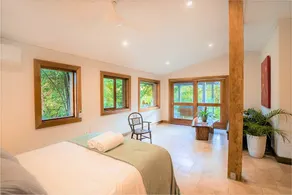 Palm Grove Rainforest Retreat - Image 2