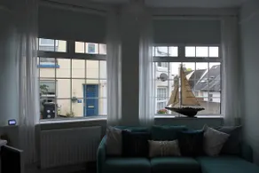 The Blue Lobster. Fun and modern 2 bed flat. - Image 5