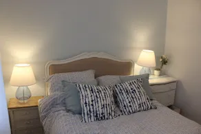 The Blue Lobster. Fun and modern 2 bed flat. - Image 2