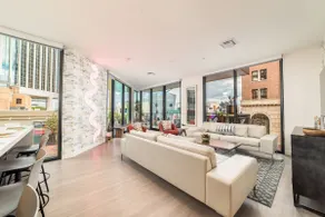 Modern Urban Flats: Prime Tucson Location - Image 2