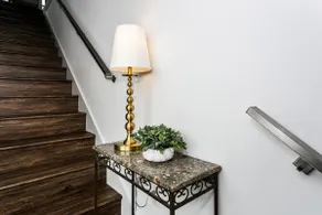 Luxury East Hill Apt. Near Downtown Pensacola - Image 3