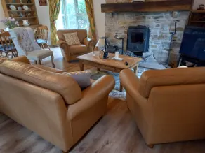 Cheerful Cottage - Image 5