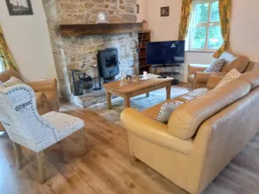 Cheerful Cottage - Image 4