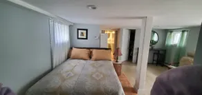 LOVELY STUDIO APT W/ PRIVATE ENTRANCE & PATIO - Image 5