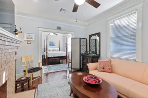 Audubon Park-Bungalow w/Parking - Image 2