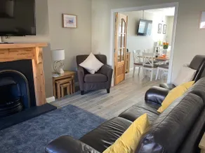 Hopefield Premium Holiday Home Portrush Sleeps 10 4 bedrooms - Image 4