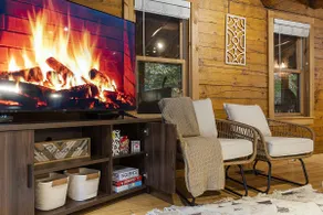 LogHome HotTub,Fire Pit! 3min to OwlsNest - Image 2